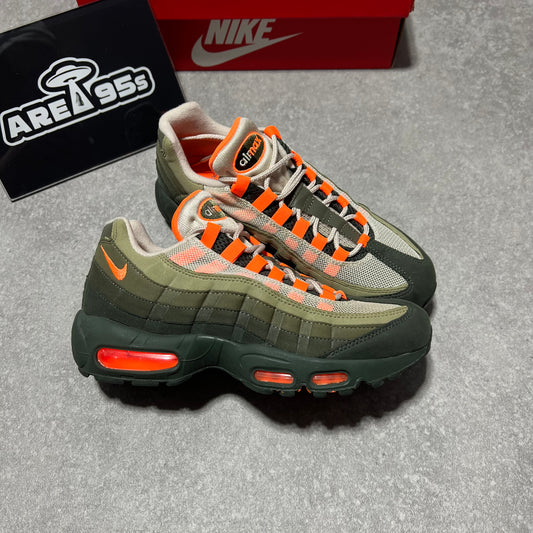 Airmax 95 Neutral Olive / Total Orange UK6.5