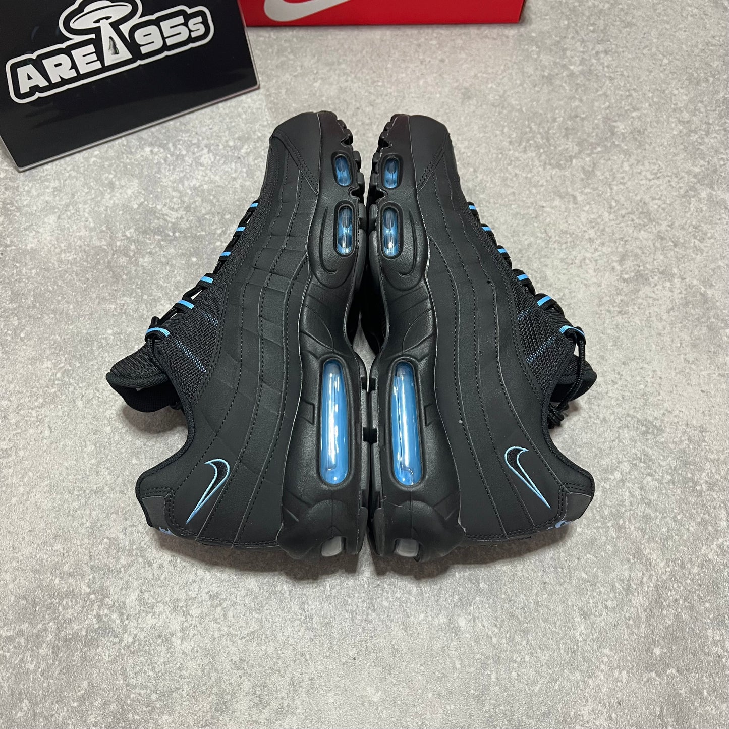 Airmax 95 Black / University Blue UK11.5