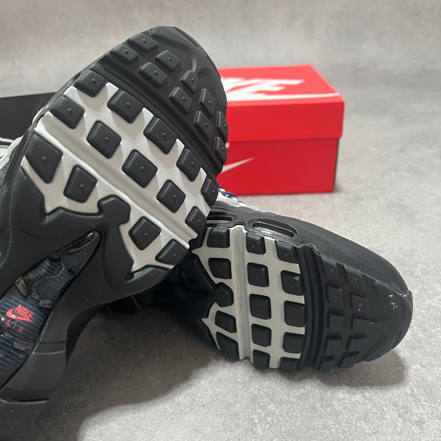 Airmax 95 Track Red UK7.5