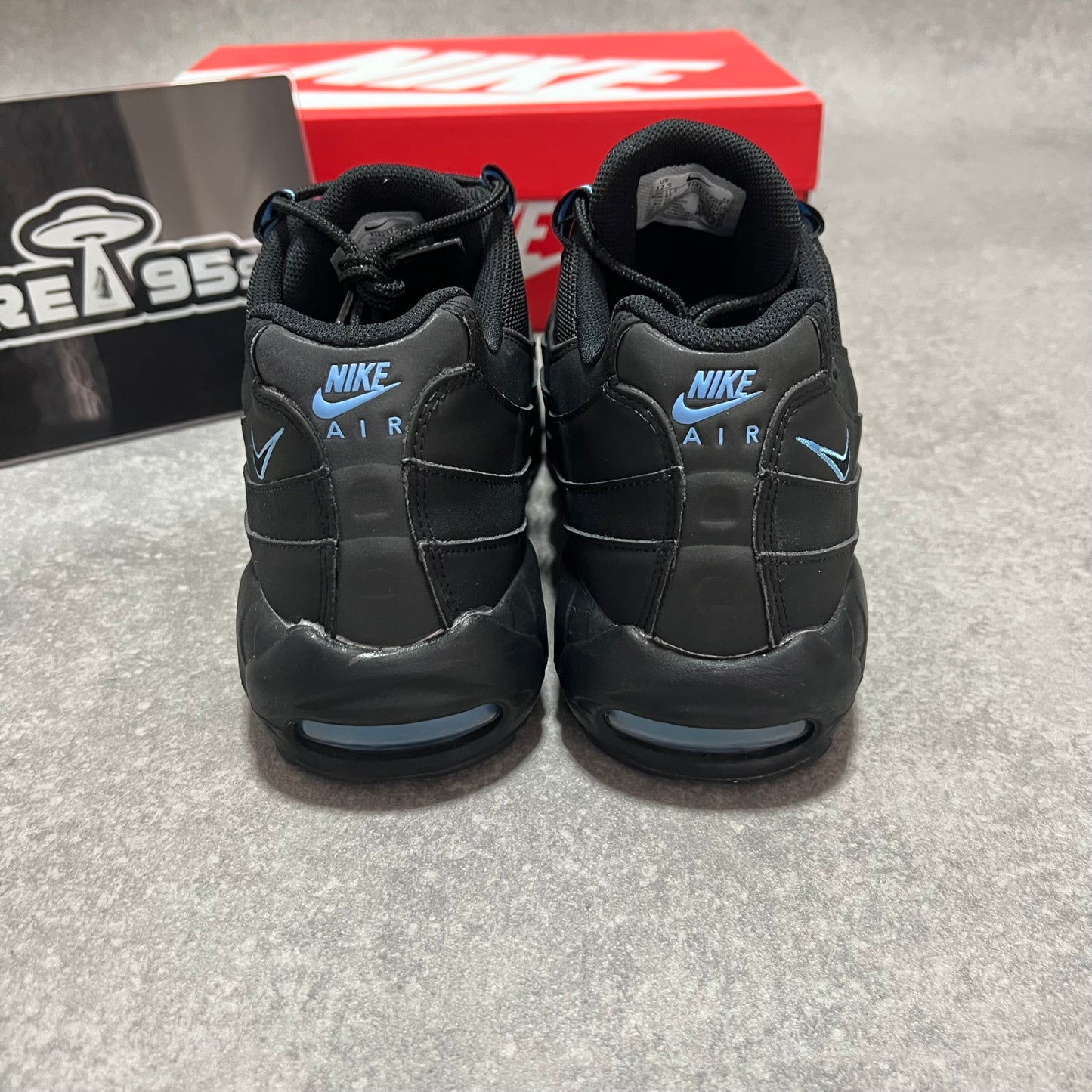 Airmax 95 Black / University Blue UK11.5