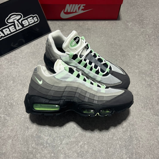 Airmax 95 Fresh Mint UK7
