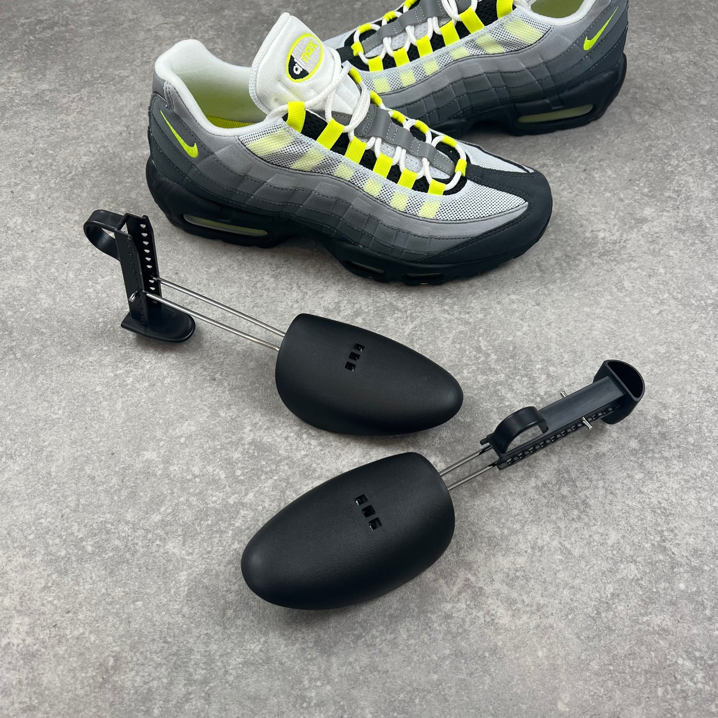 Adjustable Shoe Trees