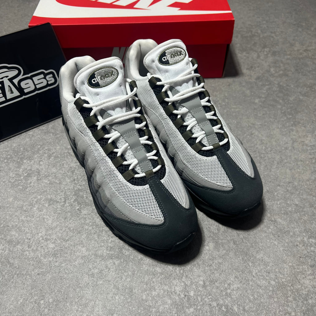 Airmax 95 OG Medium Olive UK9.5