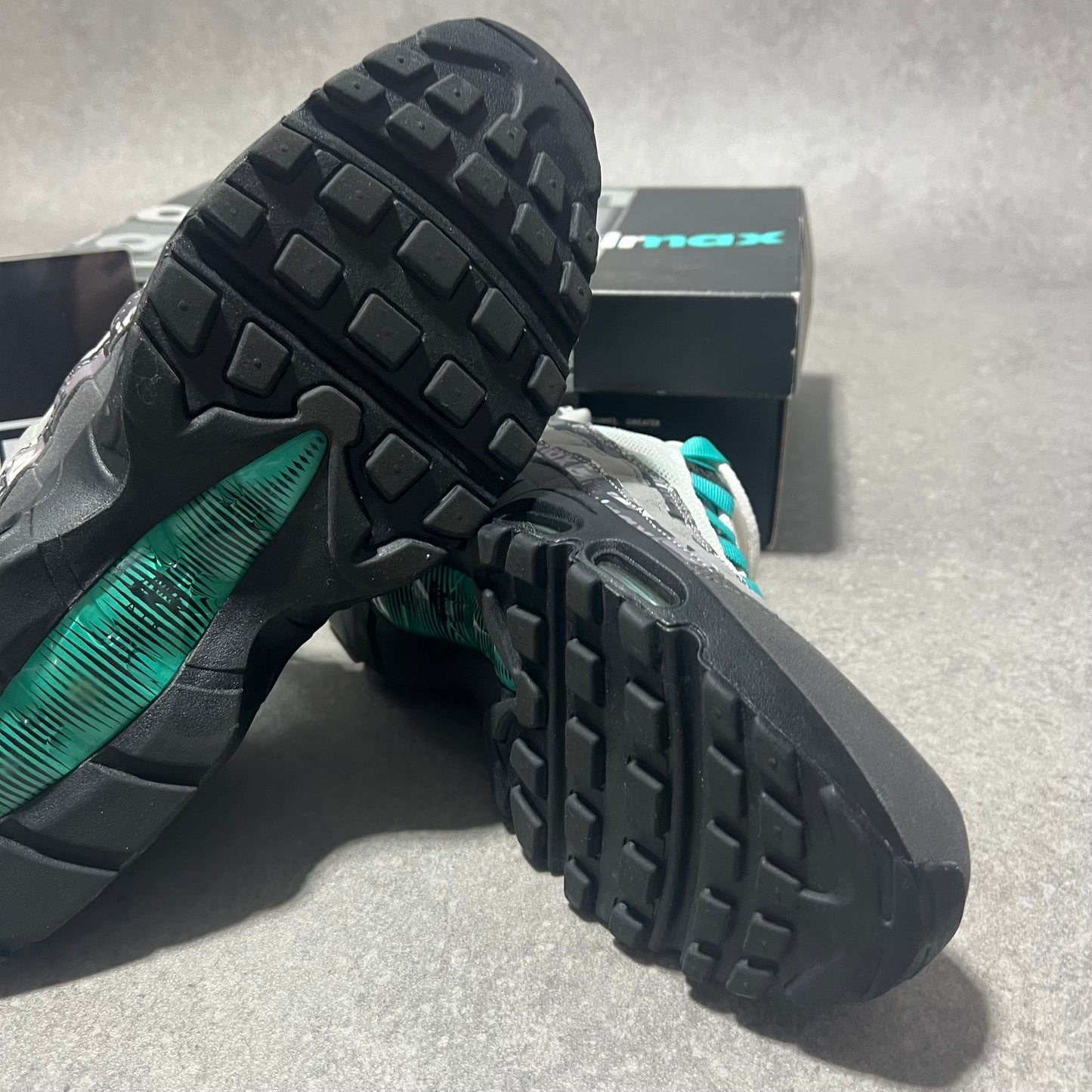Airmax 95 Atmos Clear Jade                            UK9.5
