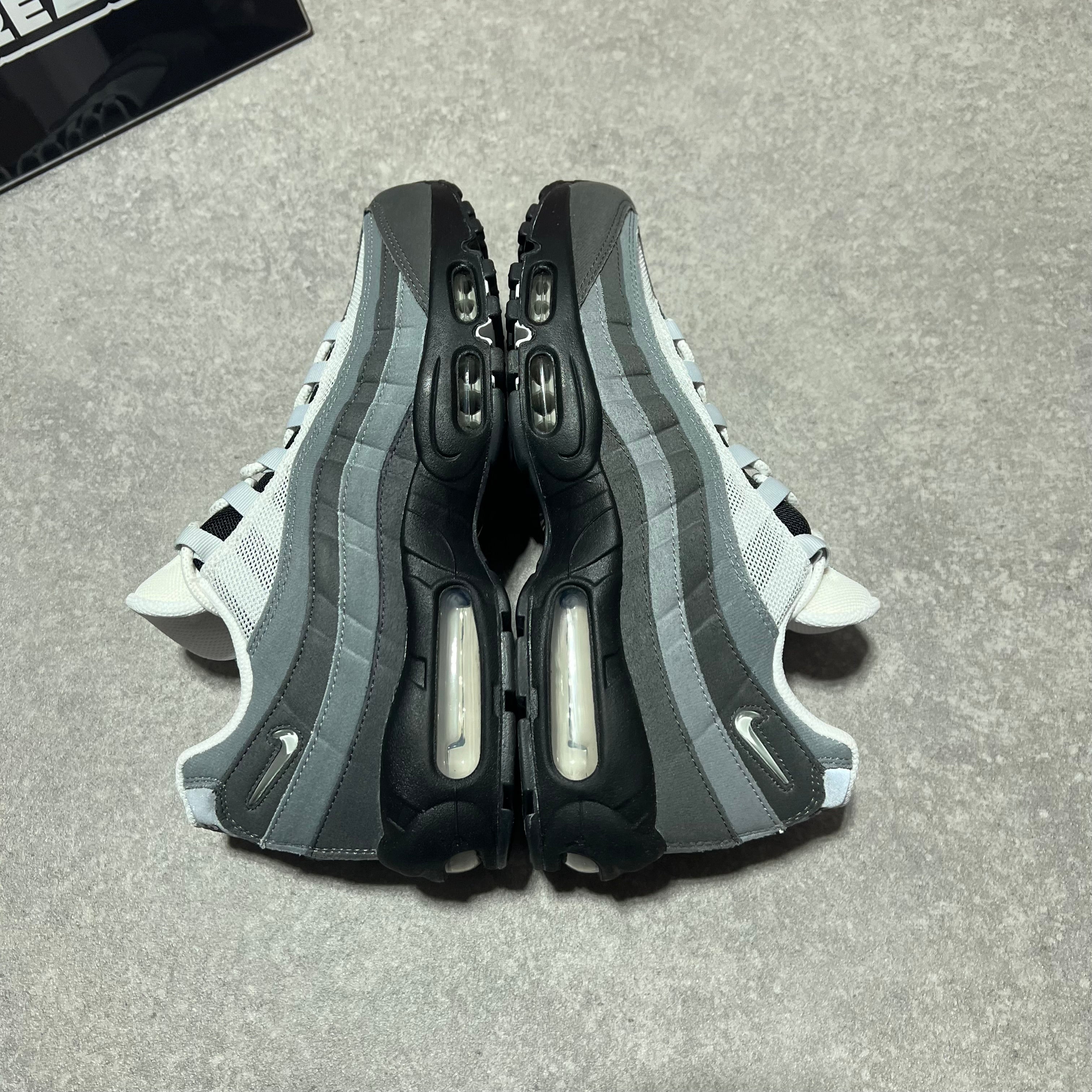 Airmax 95 Grey Jewel   UK8.5