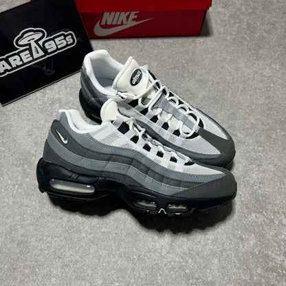 Airmax 95 Grey Jewel   UK8.5