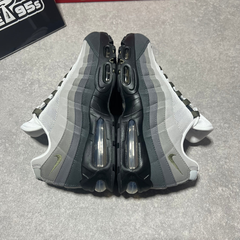 Airmax 95 OG Medium Olive UK9.5