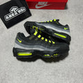 Airmax 95 Reverse Neon     UK9.5