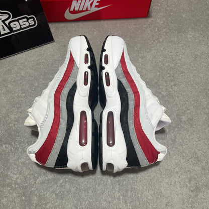 Airmax 95 White / Varsity Red         UK8