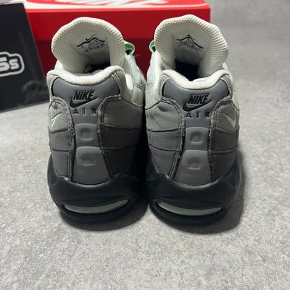 Airmax 95 Fresh Mint       UK9