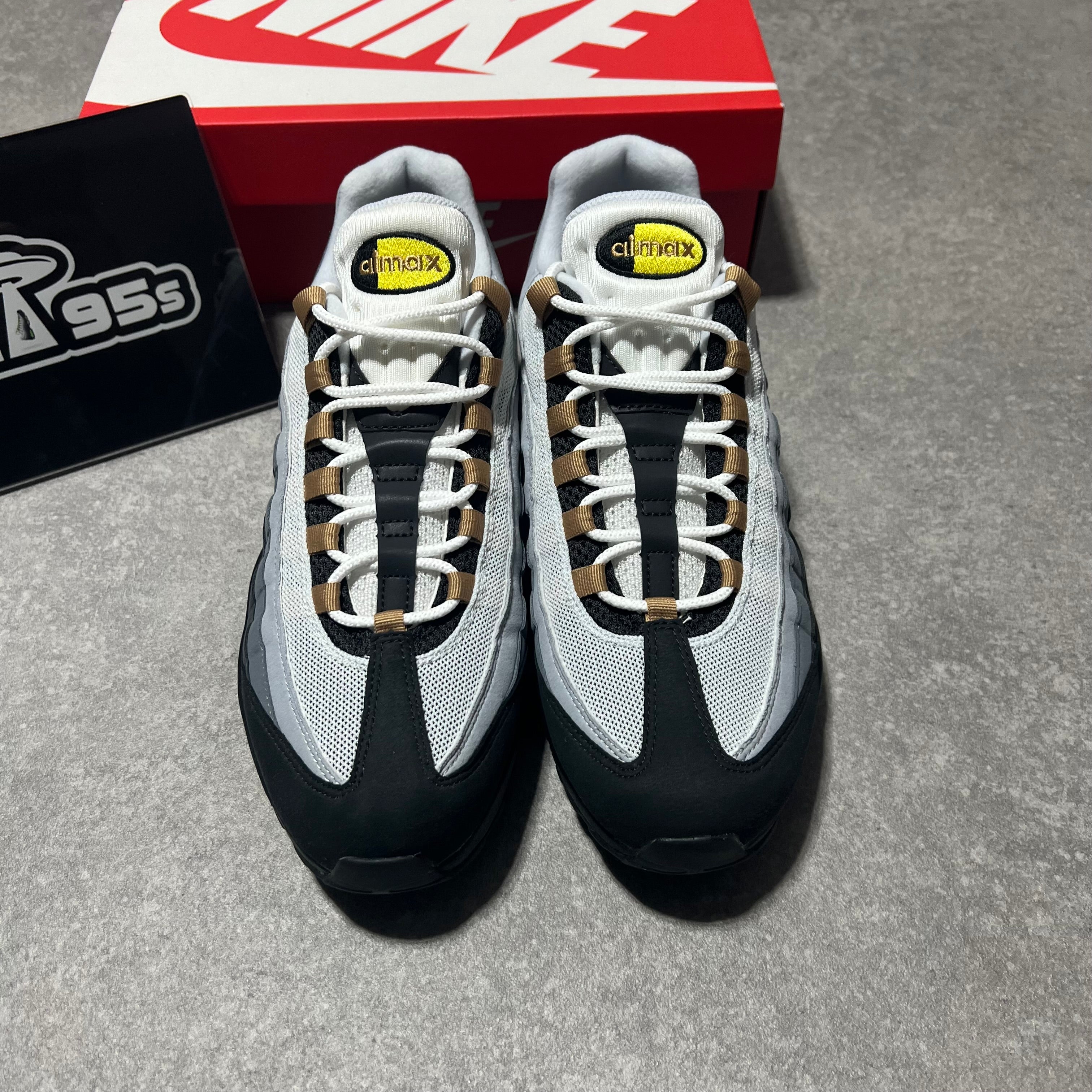 Airmax 95 Yellow Strike    UK9.5