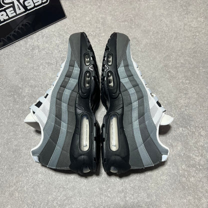 Airmax 95 Grey Jewel   UK8.5