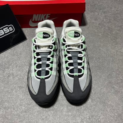 Airmax 95 Fresh Mint  UK6.5