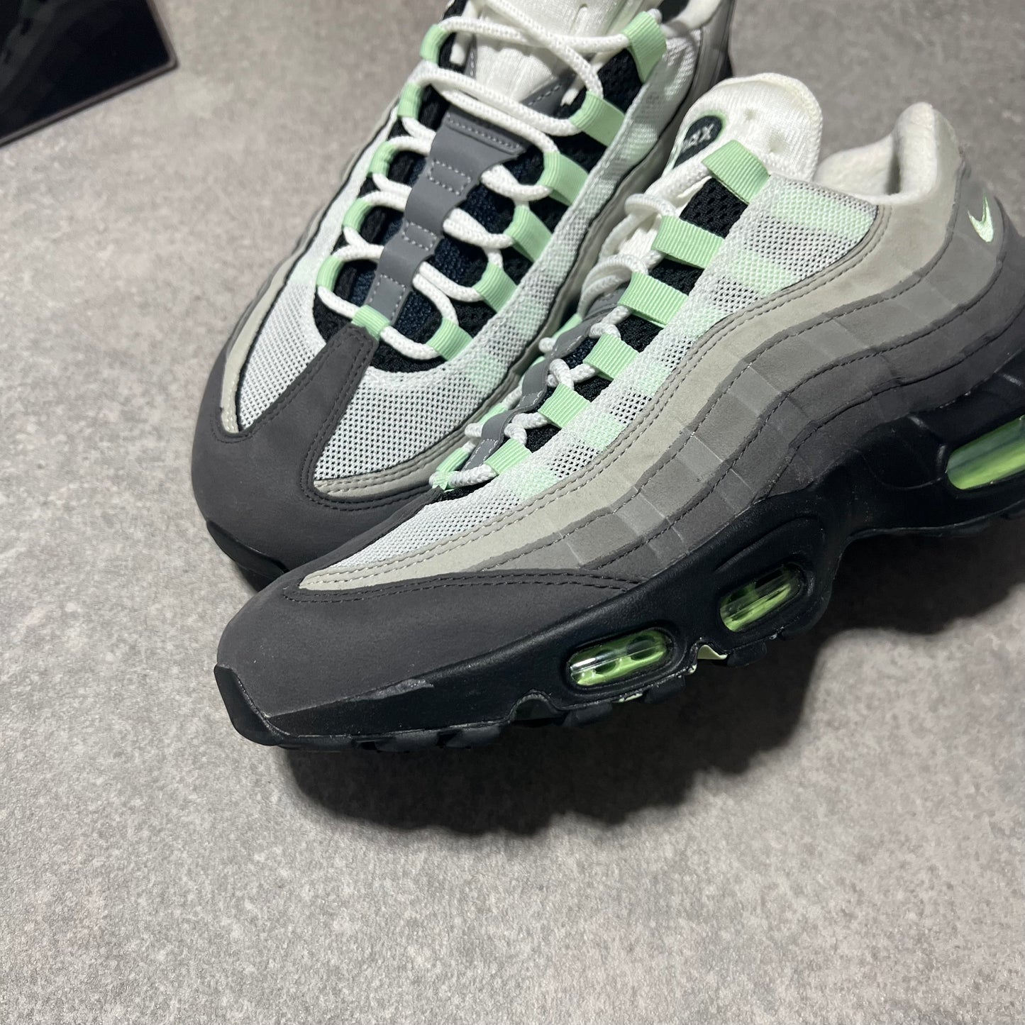 Airmax 95 Fresh Mint       UK9