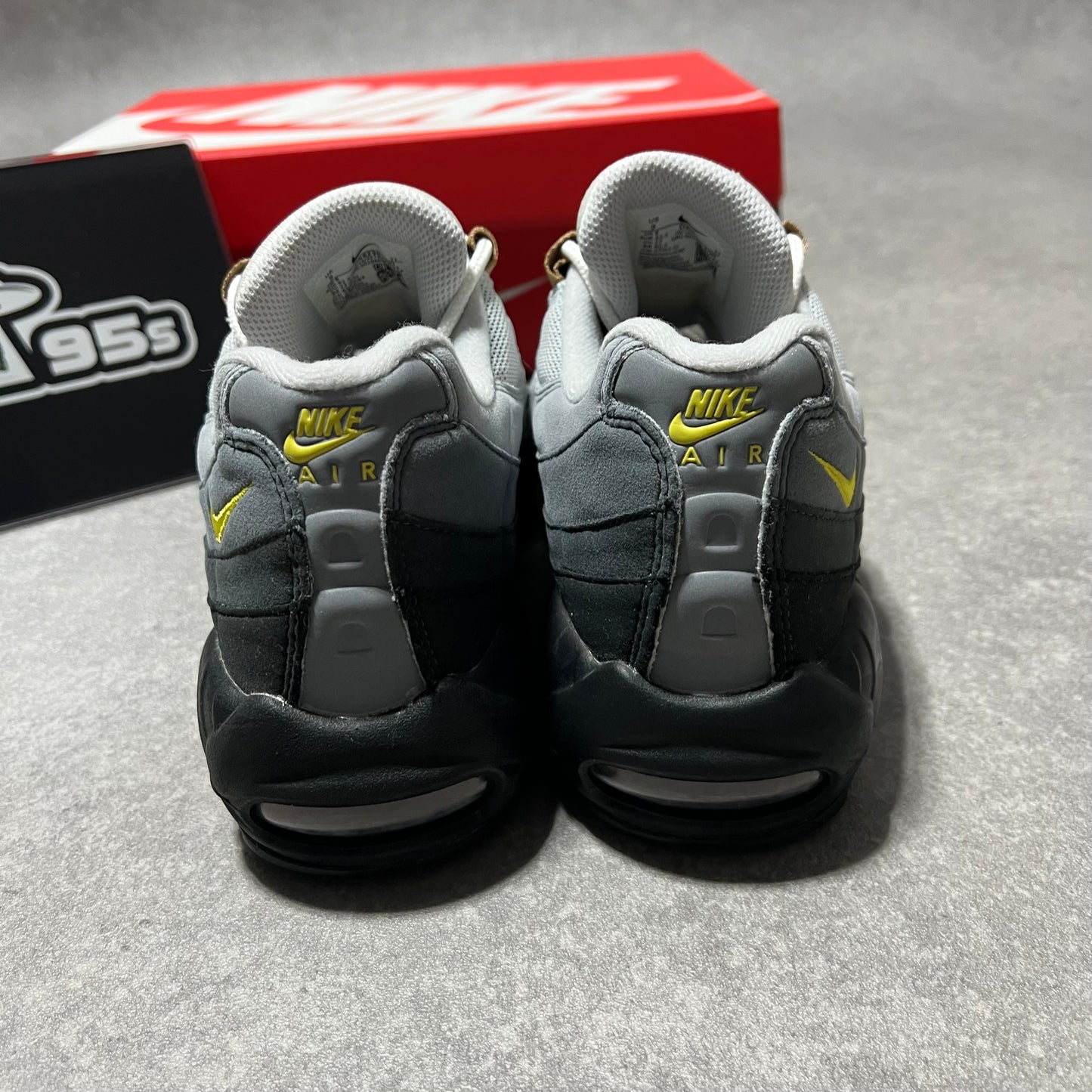 Airmax 95 Yellow Strike    UK8