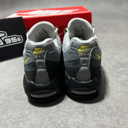 Airmax 95 Yellow Strike    UK8