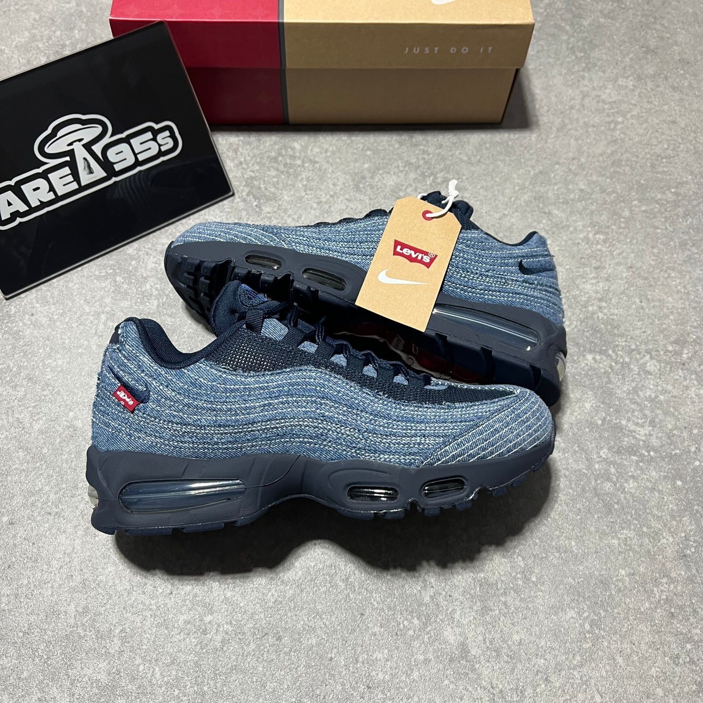 Airmax 95 Levi Blue     UK9.5