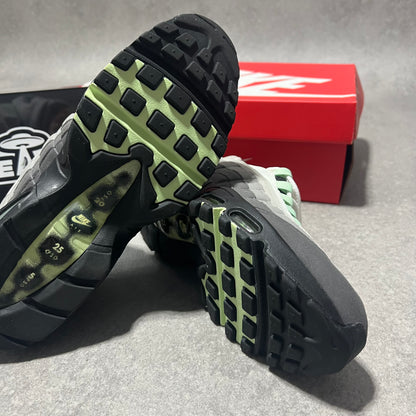 Airmax 95 Fresh Mint       UK7