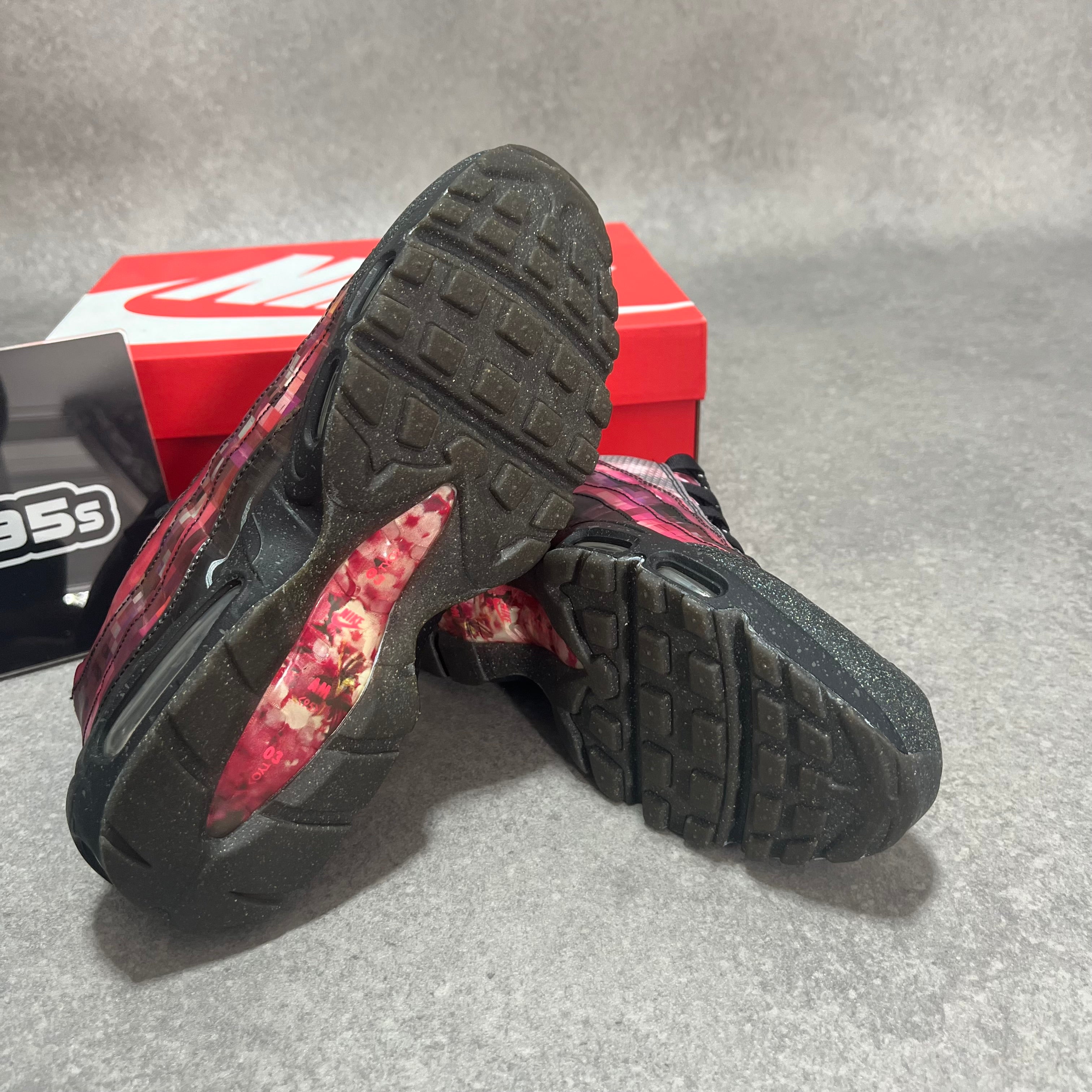 靴 Nike Air Max 95 \"Cherry Blossom\" 27.5 Nike Air Max 95 Cherry Blossom 27.5