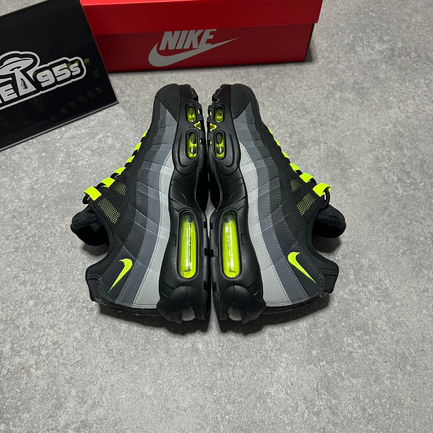 Airmax 95 Reverse Neon UK 8.5