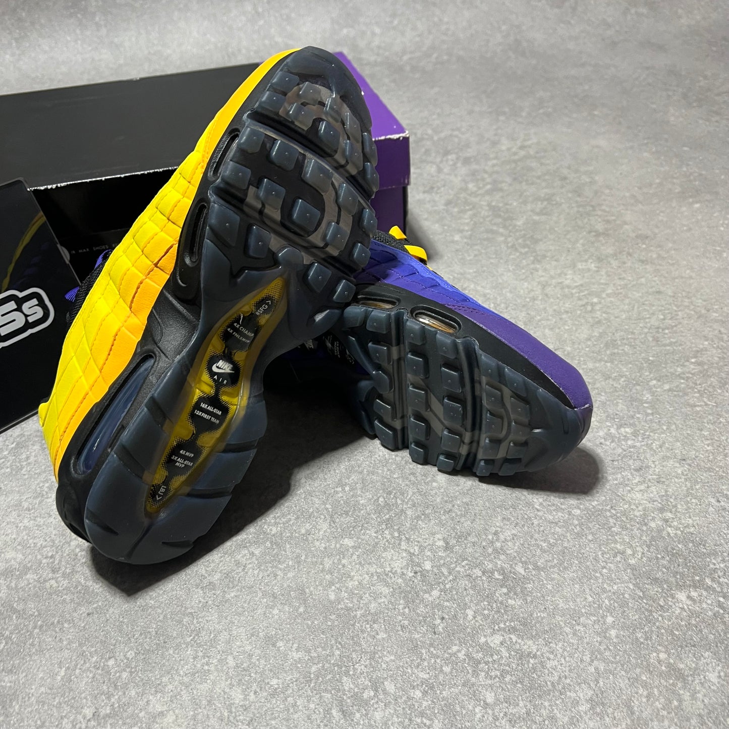 Airmax 95 NRG Lebron Lakers    UK8.5