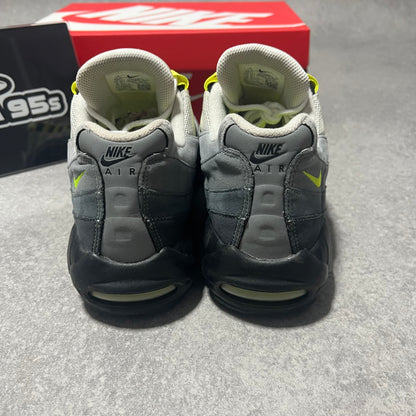 Airmax 95 Neon 2020         UK9.5