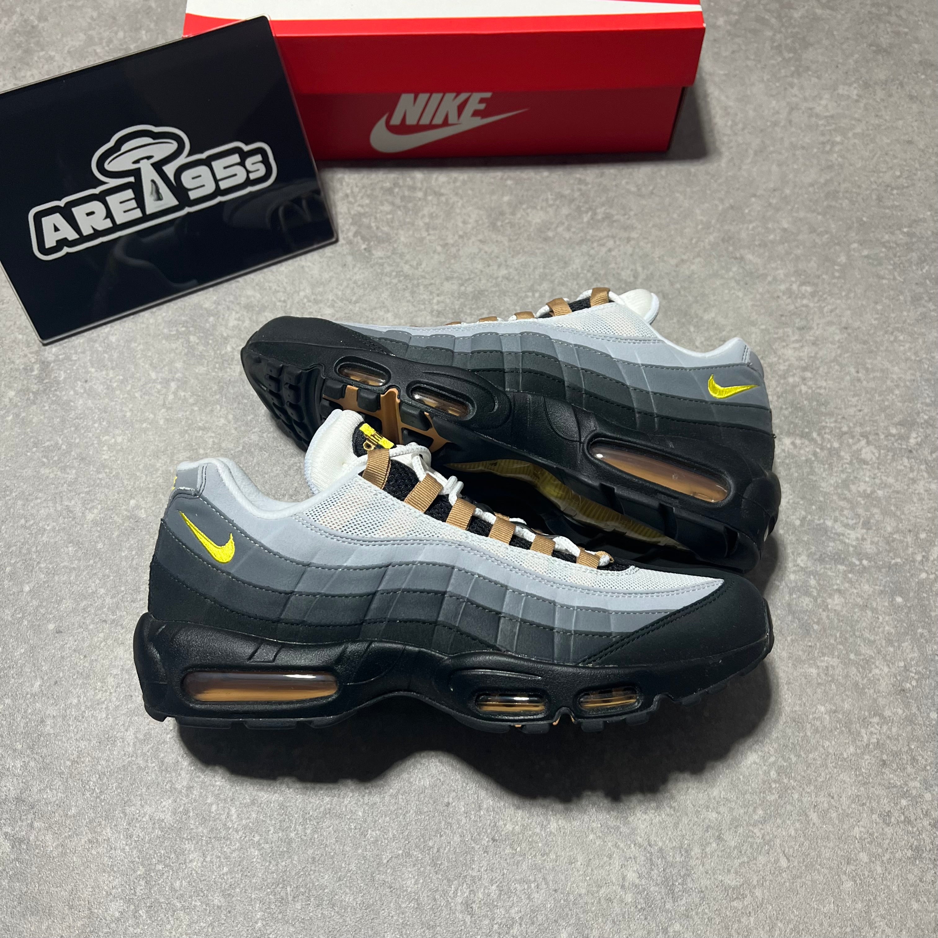 Airmax 95 Yellow Strike    UK9.5