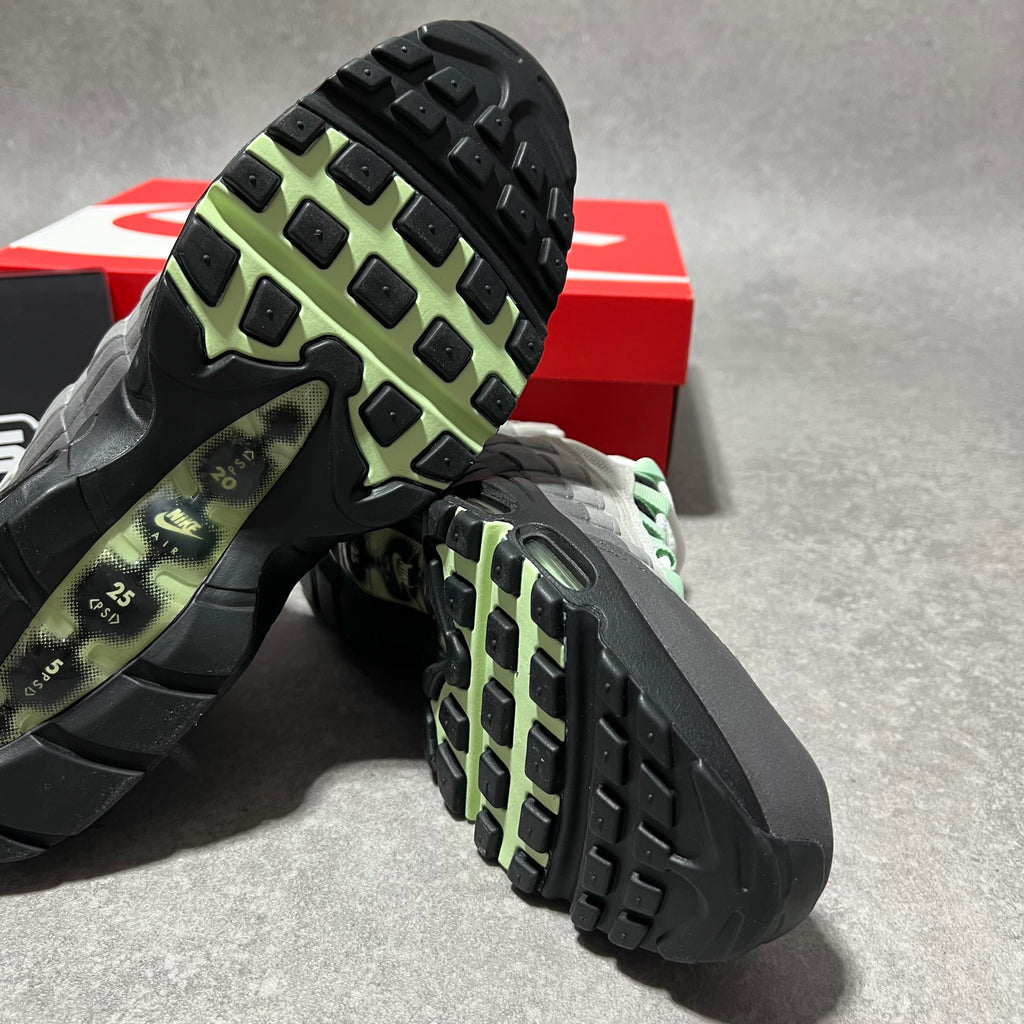 Airmax 95 Fresh Mint 2018  UK9.5