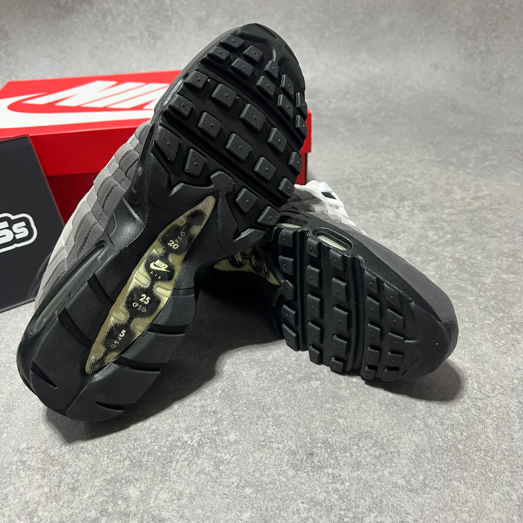 Airmax 95 Granite 2018  UK8.5