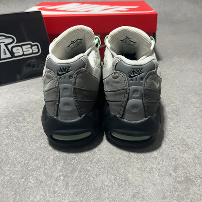 Airmax 95 Fresh Mint       UK7
