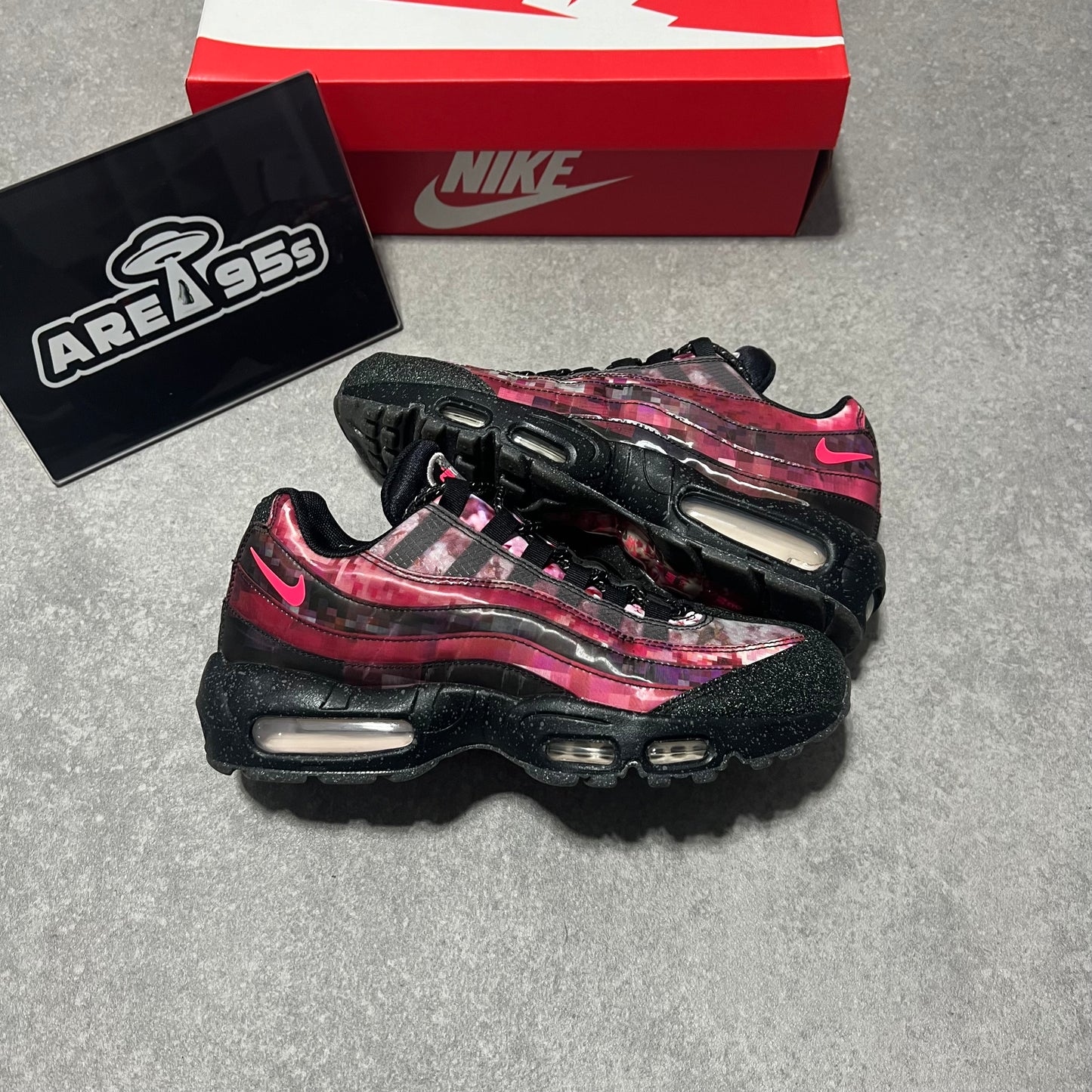 Airmax 95 Cherry Blossom     UK7
