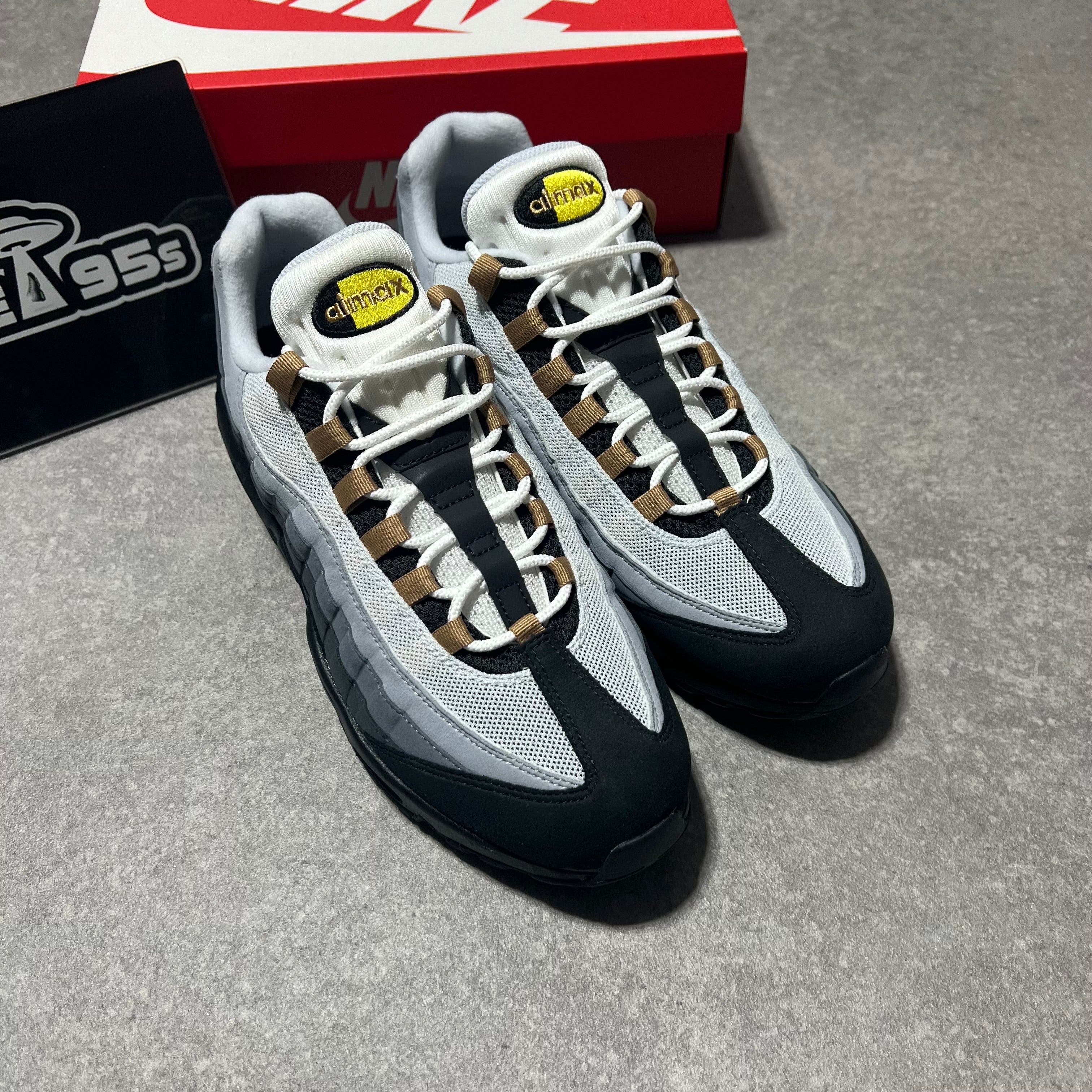 Airmax 95 Yellow Strike    UK9.5