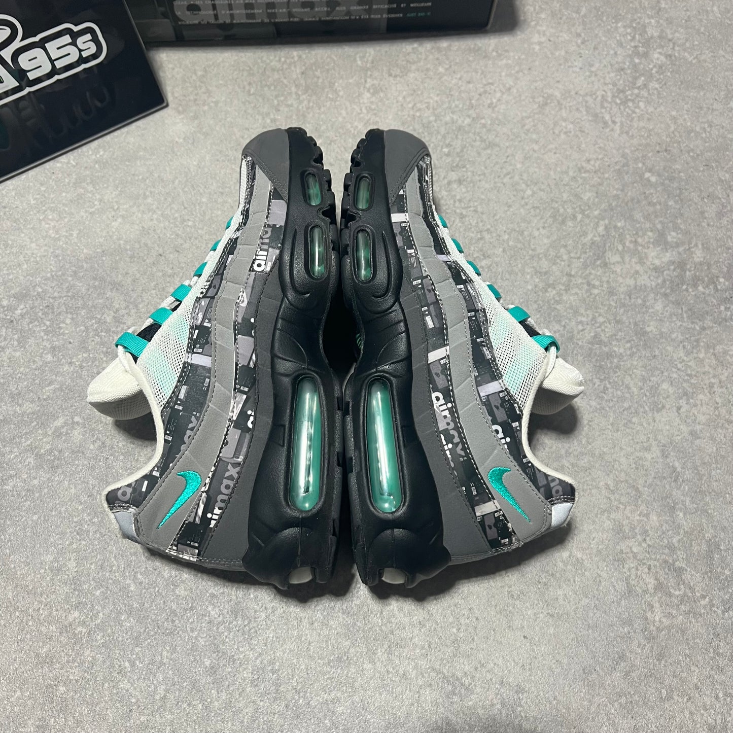 Airmax 95 Atmos Clear Jade                            UK9.5