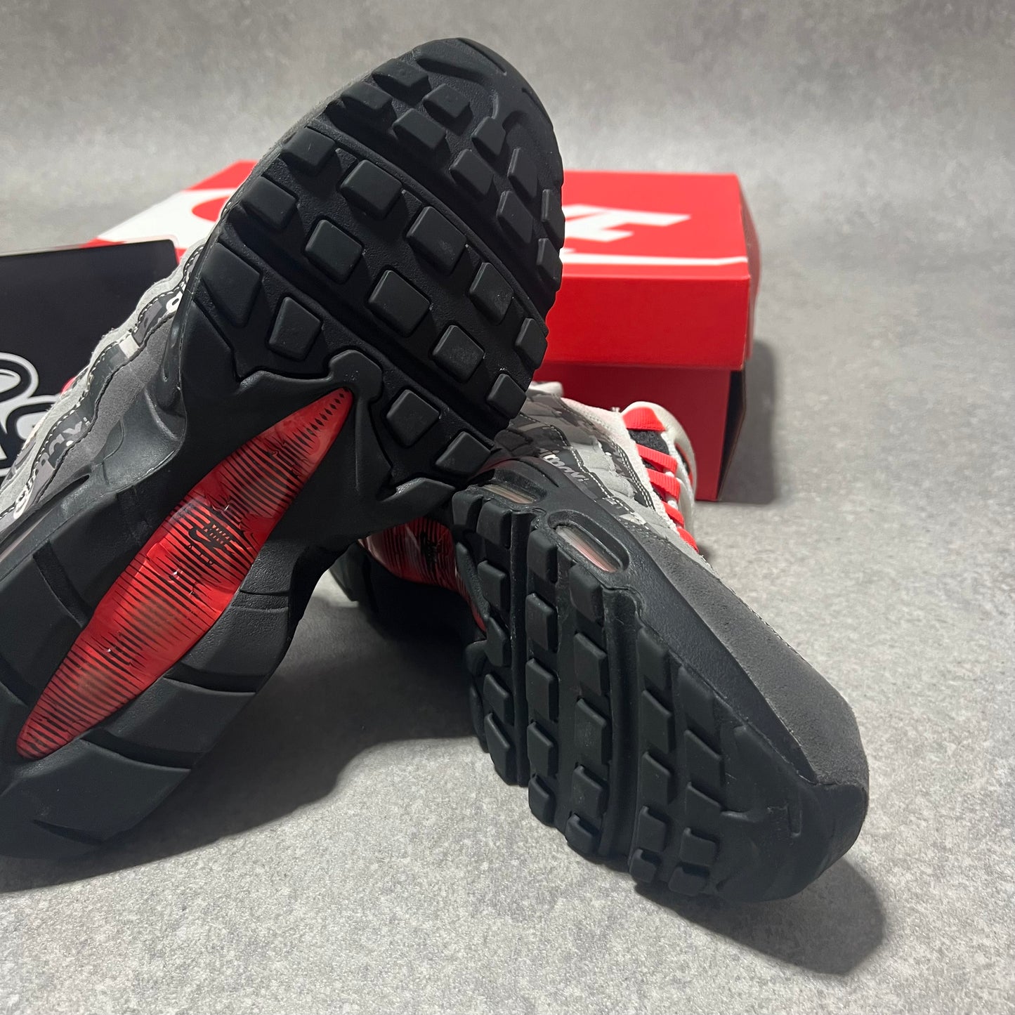 Airmax 95 Atmos Crimson                    UK9.5