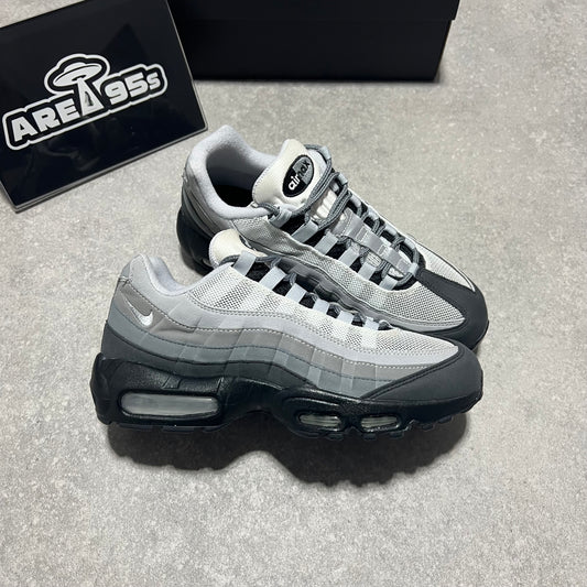 Airmax 95 Nike ID Grey Gradient        UK7