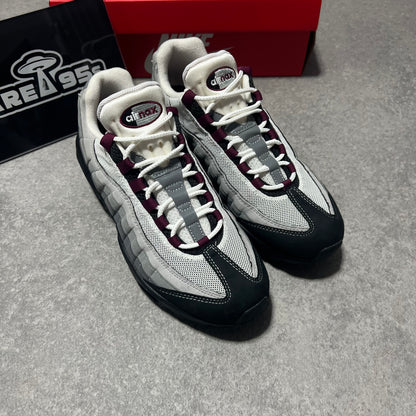 Airmax 95 Beetroot       UK9.5