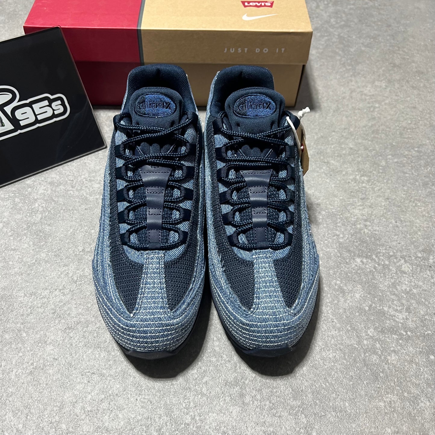 Airmax 95 Levi Blue     UK9.5