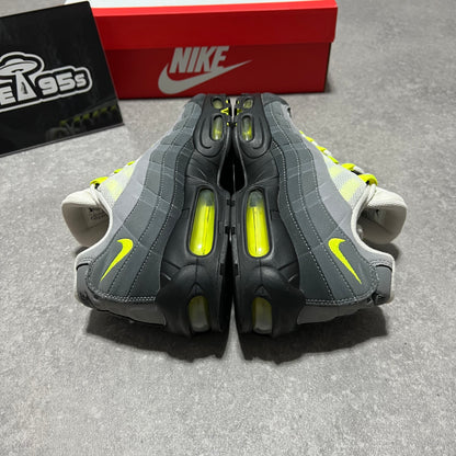 Airmax 95 Neon 2020                UK7.5