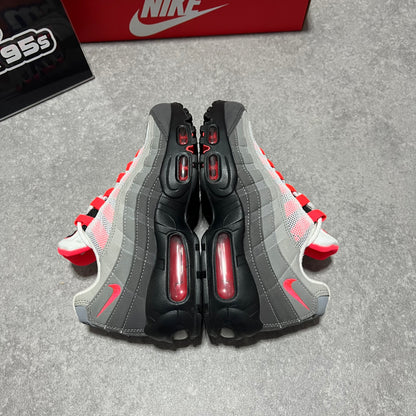 Airmax 95 Solar Red                            UK3.5