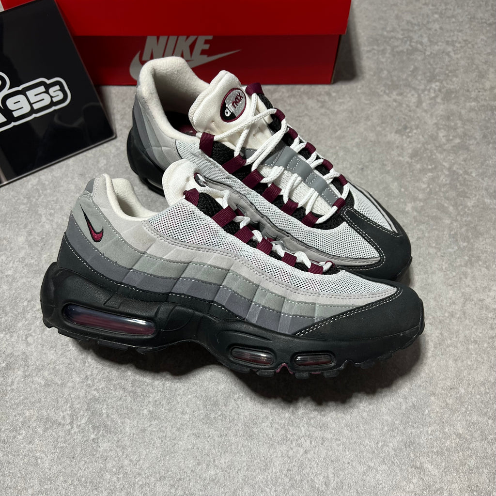 Airmax 95 Beetroot   UK9.5