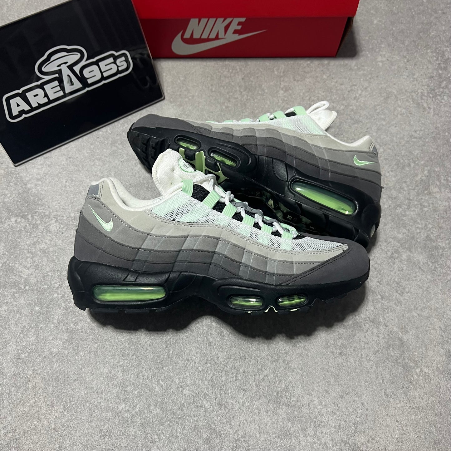 Airmax 95 Fresh Mint       UK9