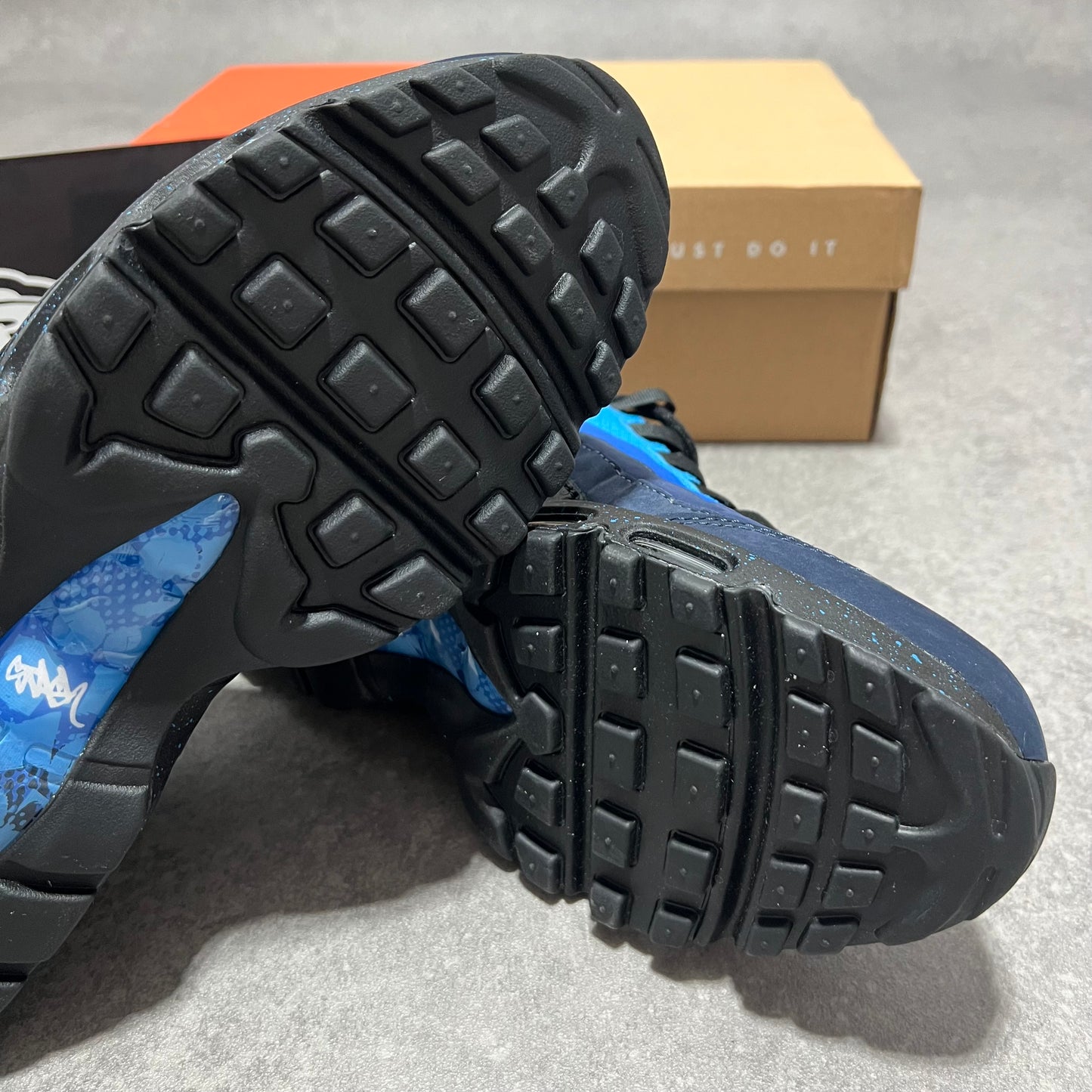 Airmax 95 Stash
