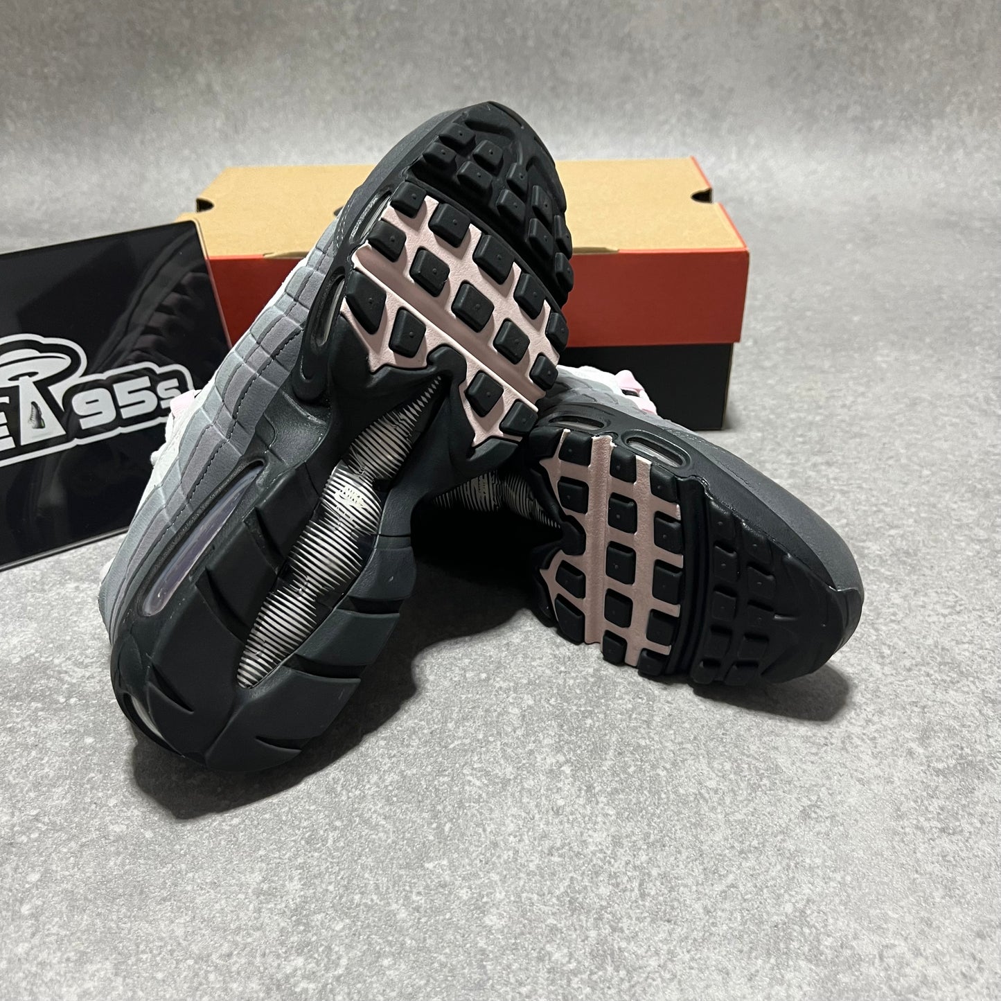 Airmax 95 Pink Foam 2020               UK7.5